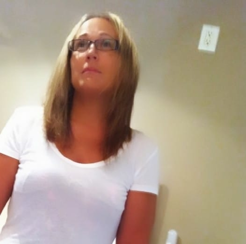 Meet your Posher, Stefany